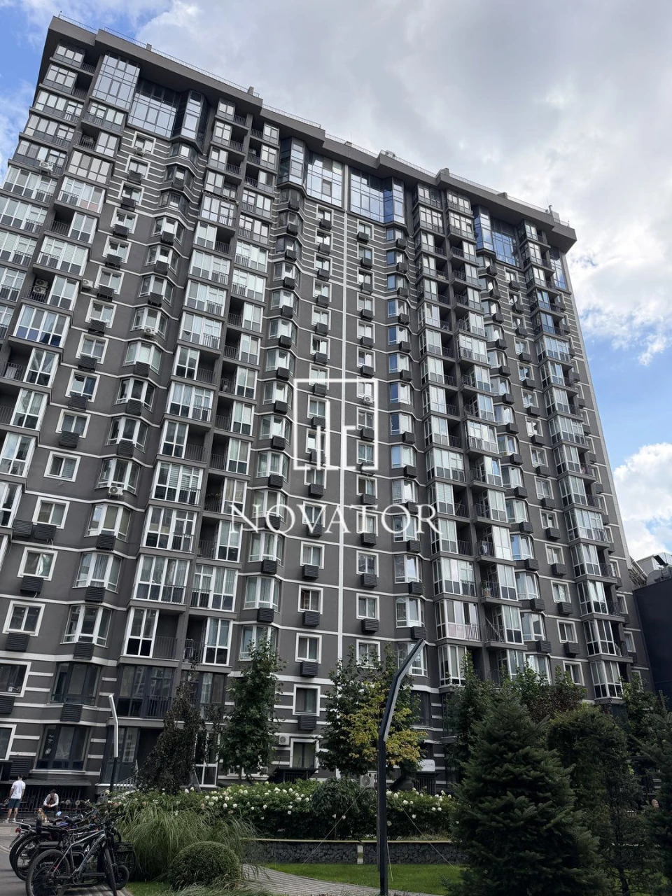 INVESTMENT OPPORTUNITY! Sale of a euro 2-room apartment with partial