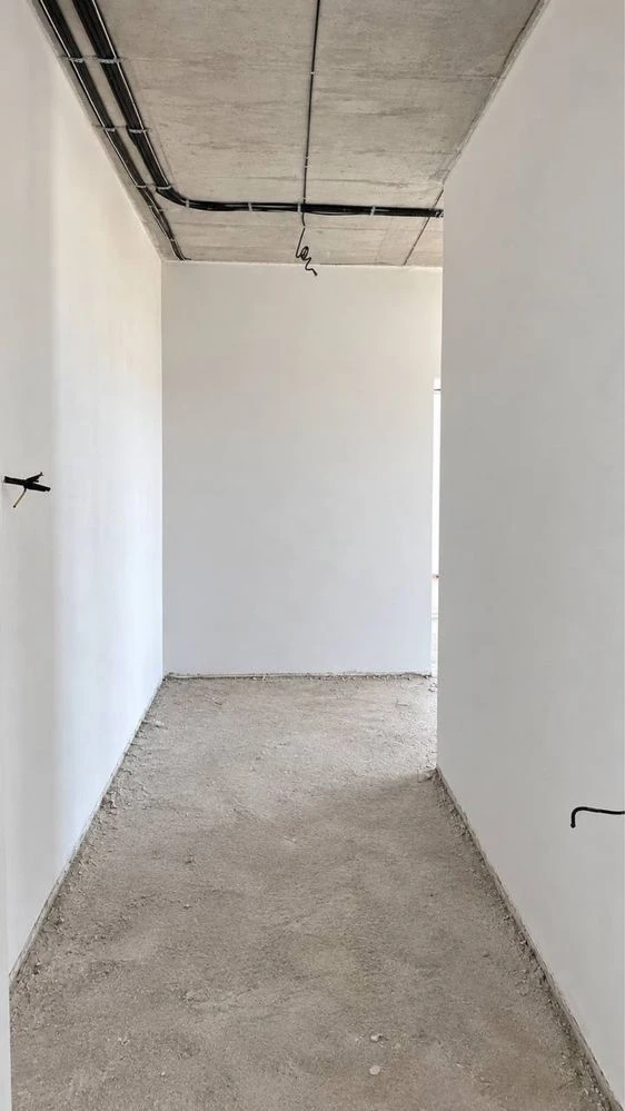 Spacious 1-bedroom apartment with a kitchen of 25m2 and a balcony