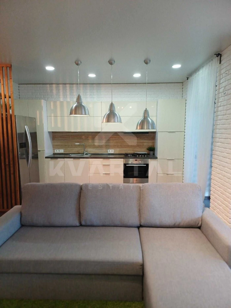 Stylish 2-Bedroom Apartment for Sale in ЖК Central, Buch! Top -l
