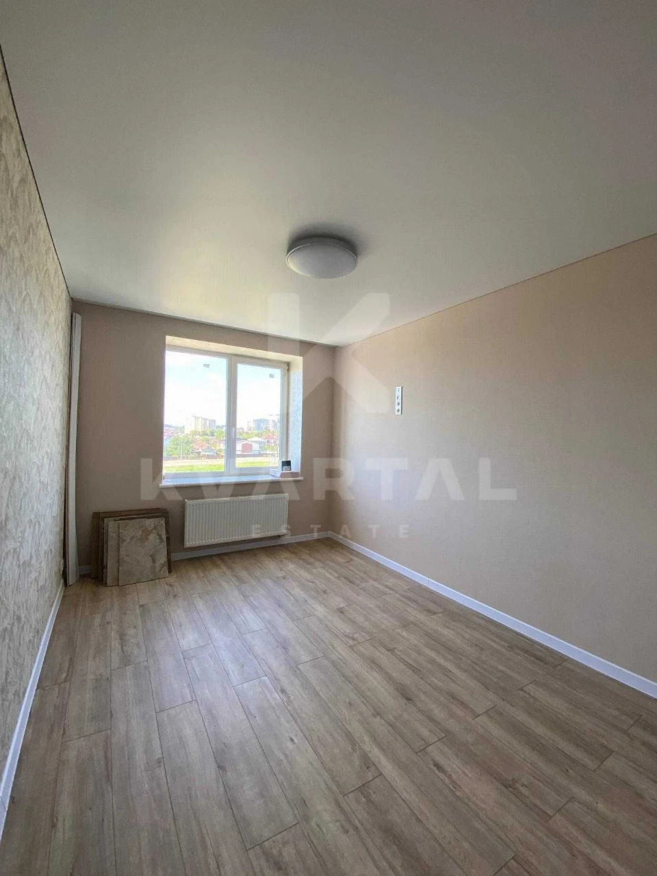 Sale of 1-bedroom apartment with renovation in a modern complex in Buch! Individual