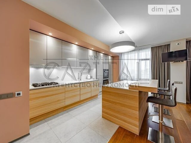 Sale of 5-room apartment 246 sq. m. on Zvirynetska St. 47 • ID 347