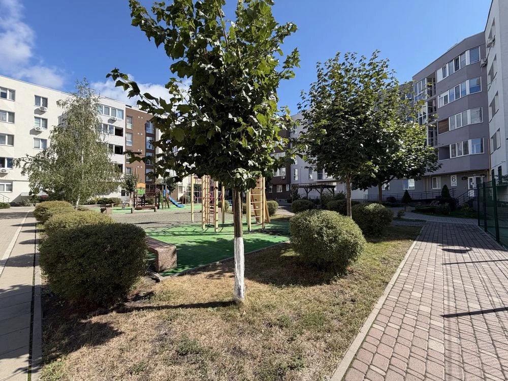 For Sale! Stunning 2-room Apartment with Thoughtful Layout