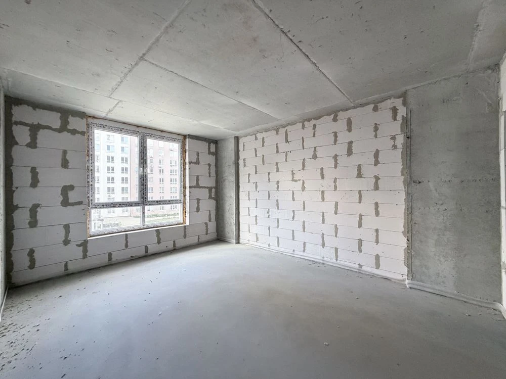 For Sale! Stunning 2-room Apartment with Thoughtful Layout