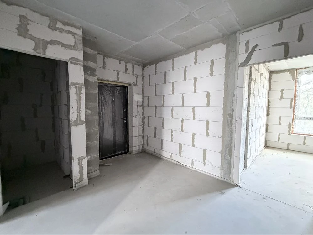 For Sale! Stunning 2-room Apartment with Thoughtful Layout
