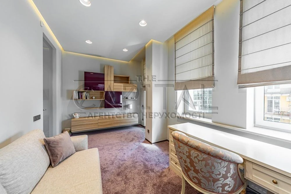 Sale of 5-room apartment 246 sq. m. on Zvirynetska St. 47 • ID 347