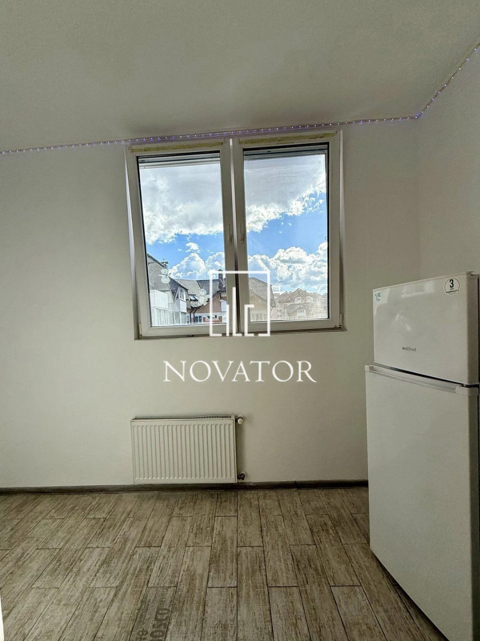 No commission! Two-room apartment renovated with gas!