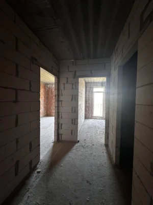 1-bedroom apartment for sale with balcony. Minimum price and processing