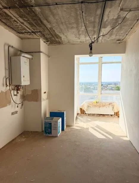 Apartment for sale: 2-bedroom apartment, 66 sq m, partially renovated