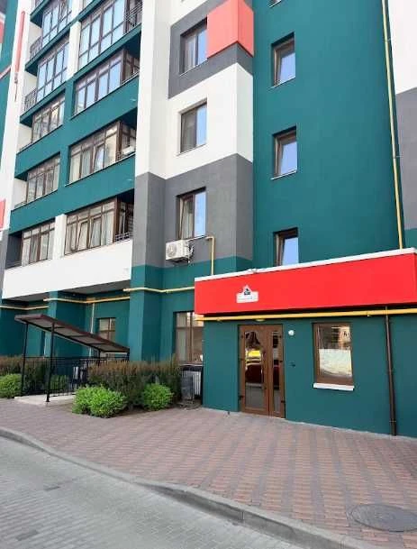 Apartment for sale: 2-bedroom apartment, 66 sq m, partially renovated