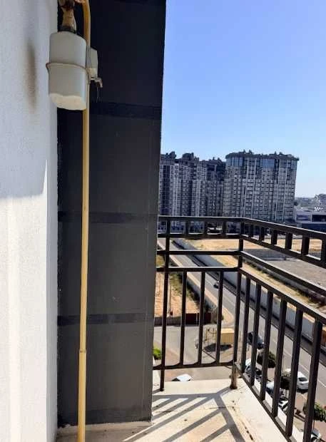 Apartment for sale: 2-bedroom apartment, 66 sq m, partially renovated