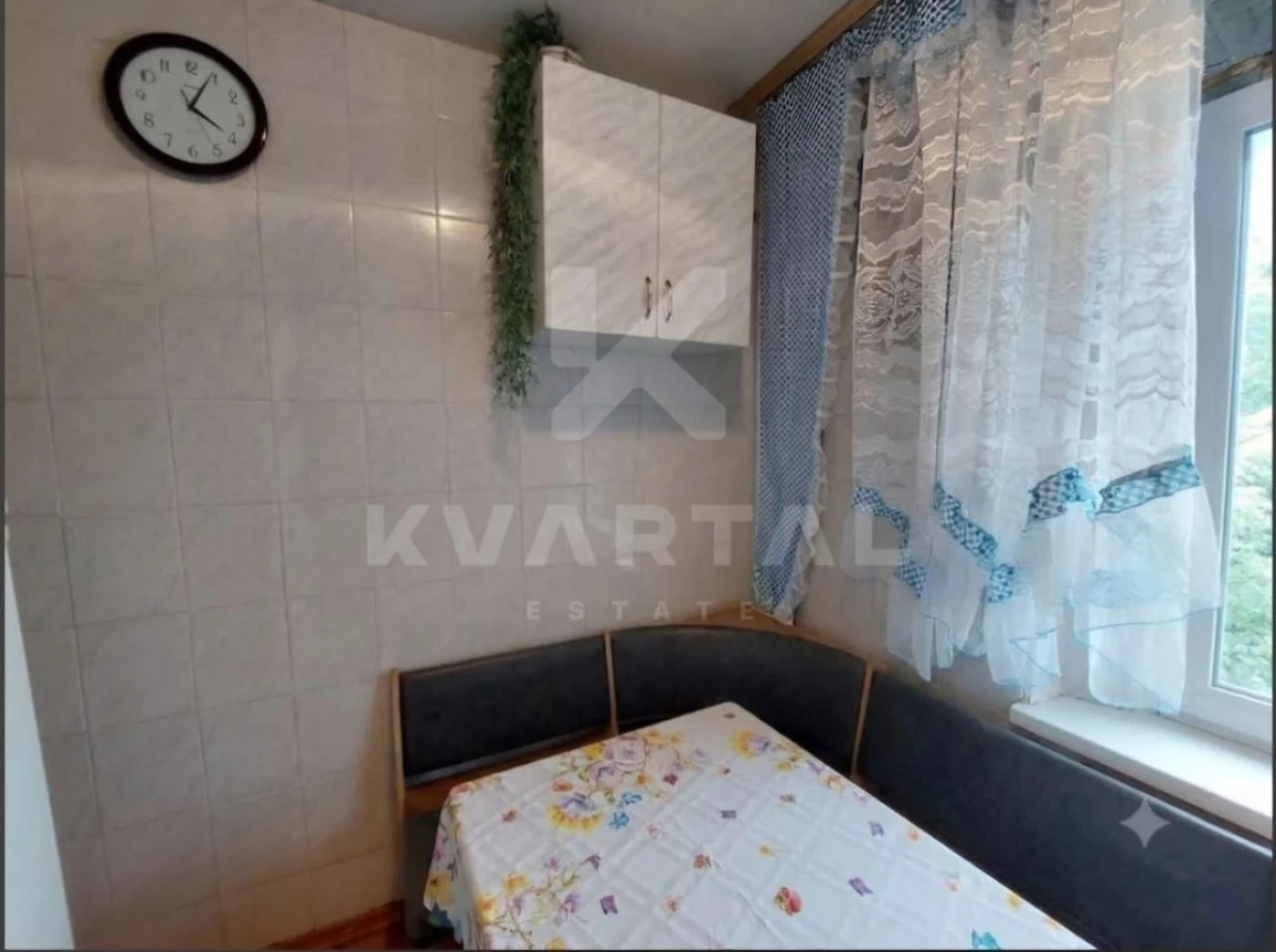 Sale of a 2-bedroom apartment in the center of Bucha, street.