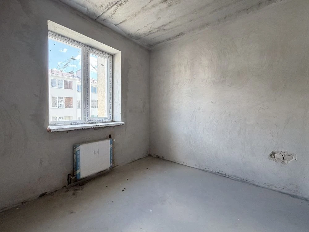 For Sale: Stunning 1-Bedroom Apartment - No Commission! Great Price!