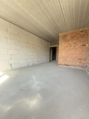 Продам |Квартира-студія з ГАЗОМ по низу ринку.