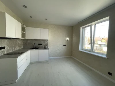 For Sale: New 1-room apartment renovated! Certificate-yes! Wonderful