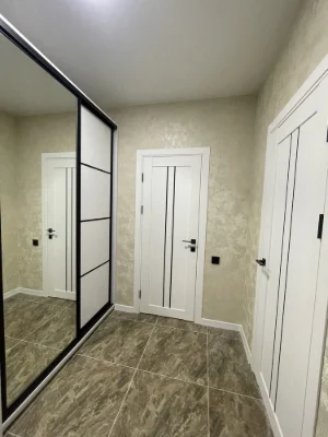 For Sale: New 1-room apartment renovated! Certificate-yes! Wonderful