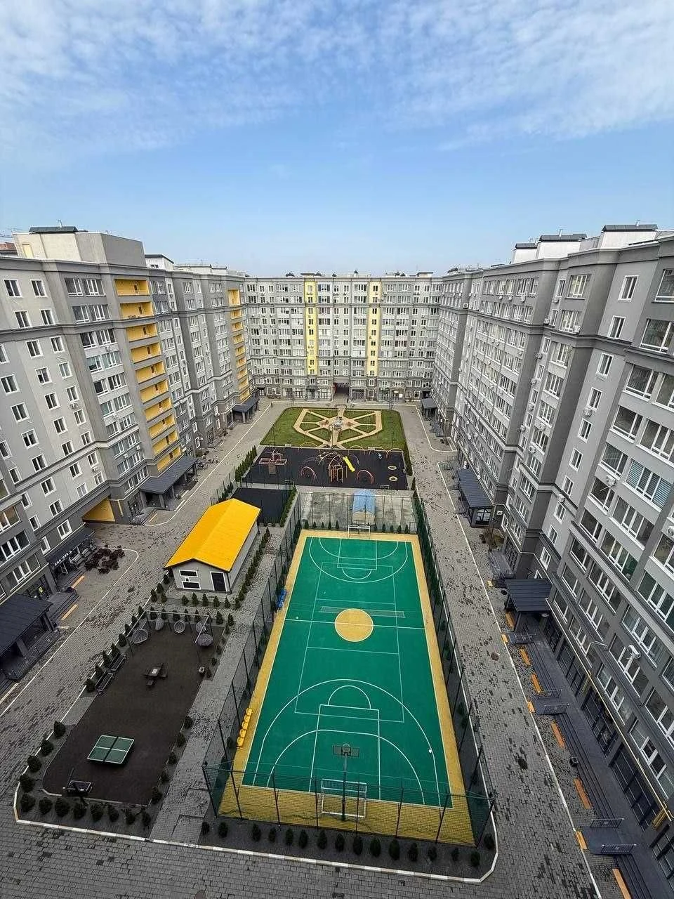 For sale, one-bedroom apartment in the city of Bucha! All state funds are available.