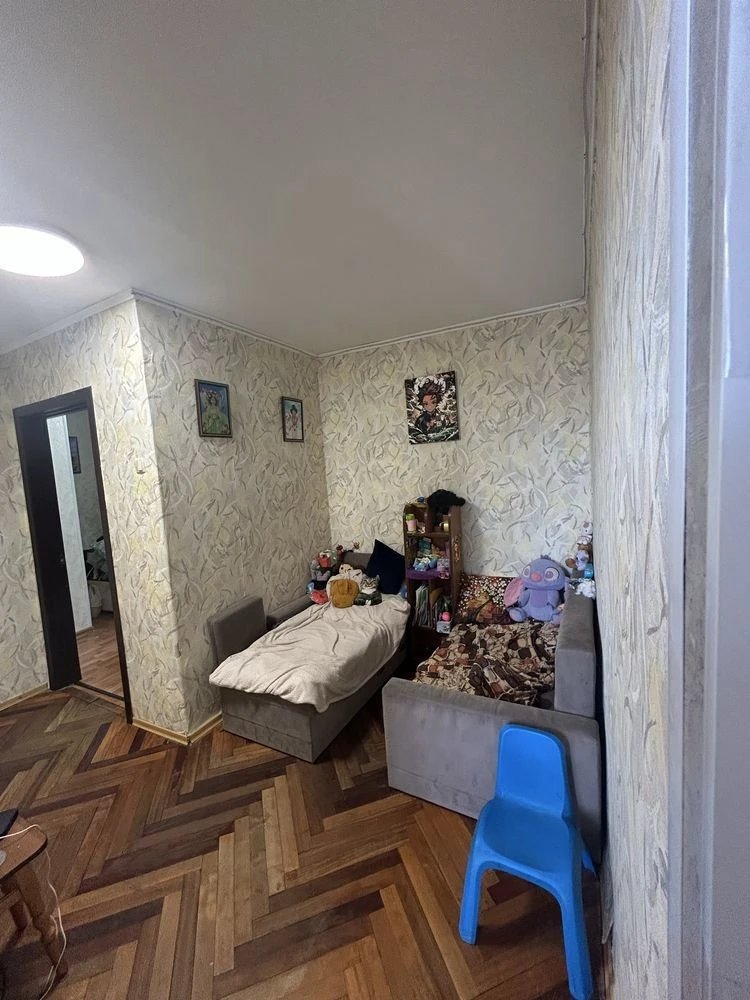 Буча! Продам 2-кімнатну квартиру з ремонтом!