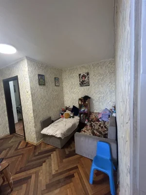 Буча! Продам 2-кімнатну квартиру з ремонтом!