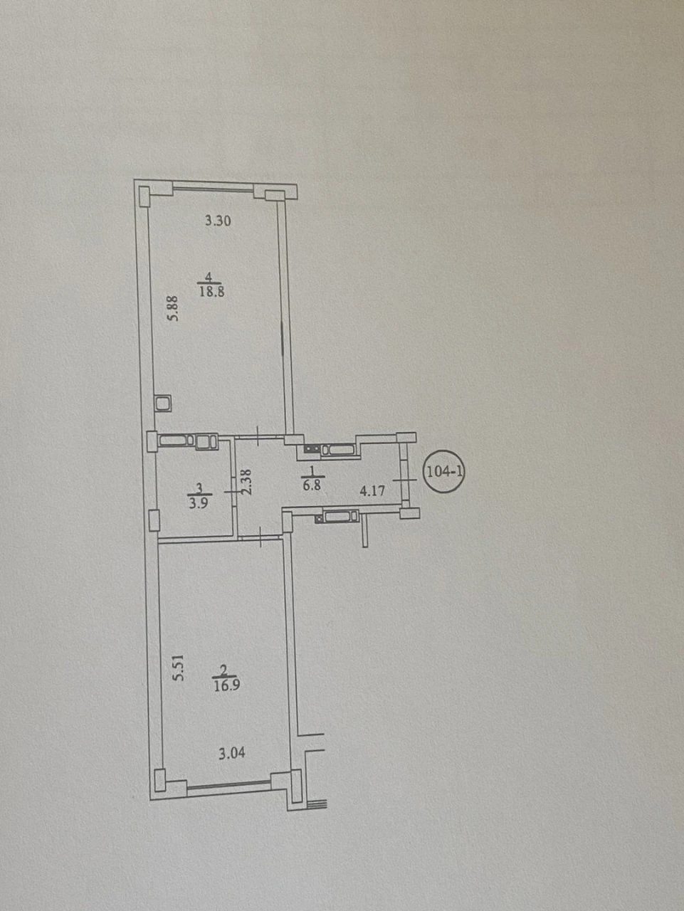 Sale of a large 1-room apartment in a picturesque location near the lake
