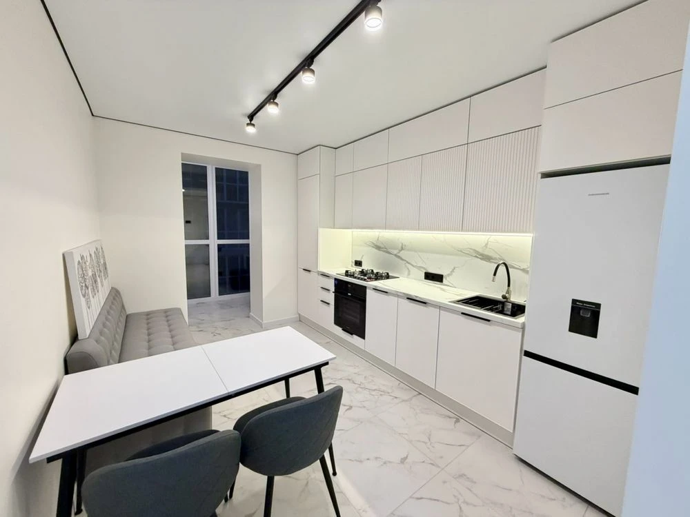 Urgent Sale. Bucha. IDILIKA Avenue. Wardrobe. Reserve
