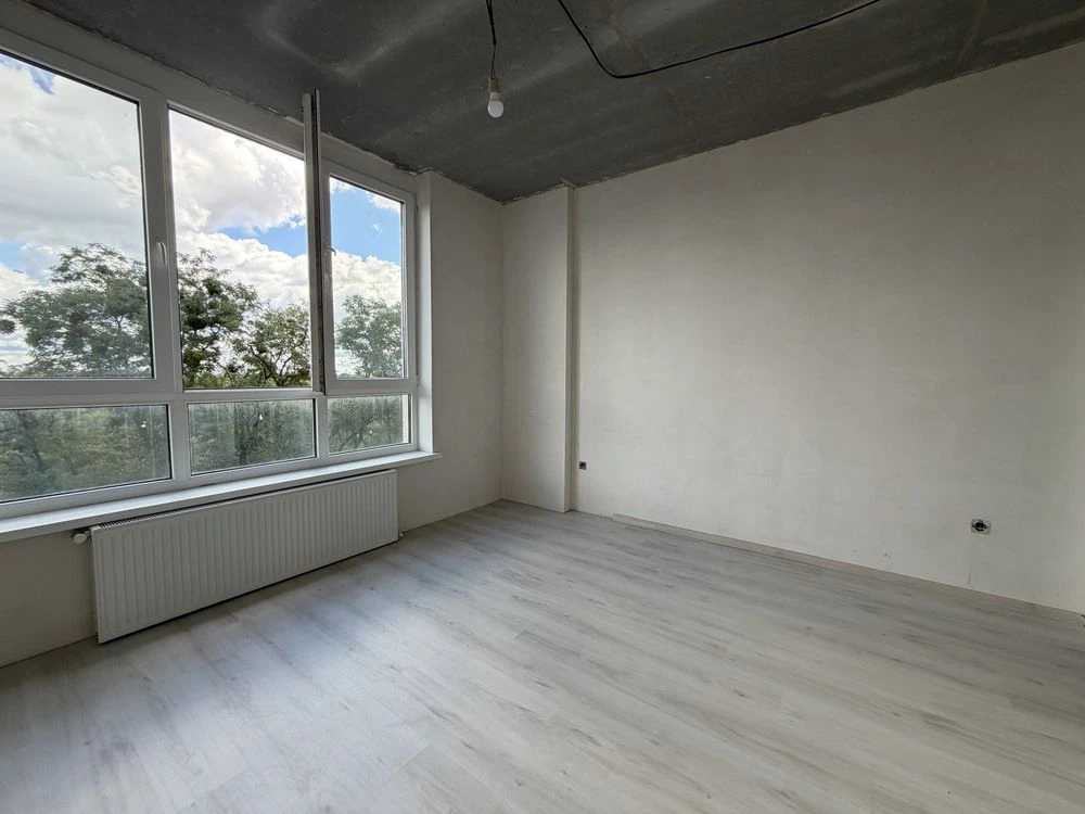 Excellent Offer! Selling 1-bedroom apartment with partial renovation! Gas