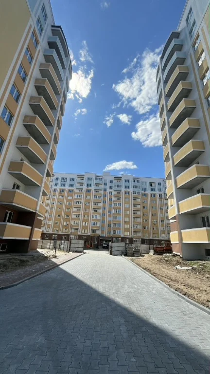 Продається простора 3-кімнатна квартира 74 м2 в сучасному мікрорайоні!