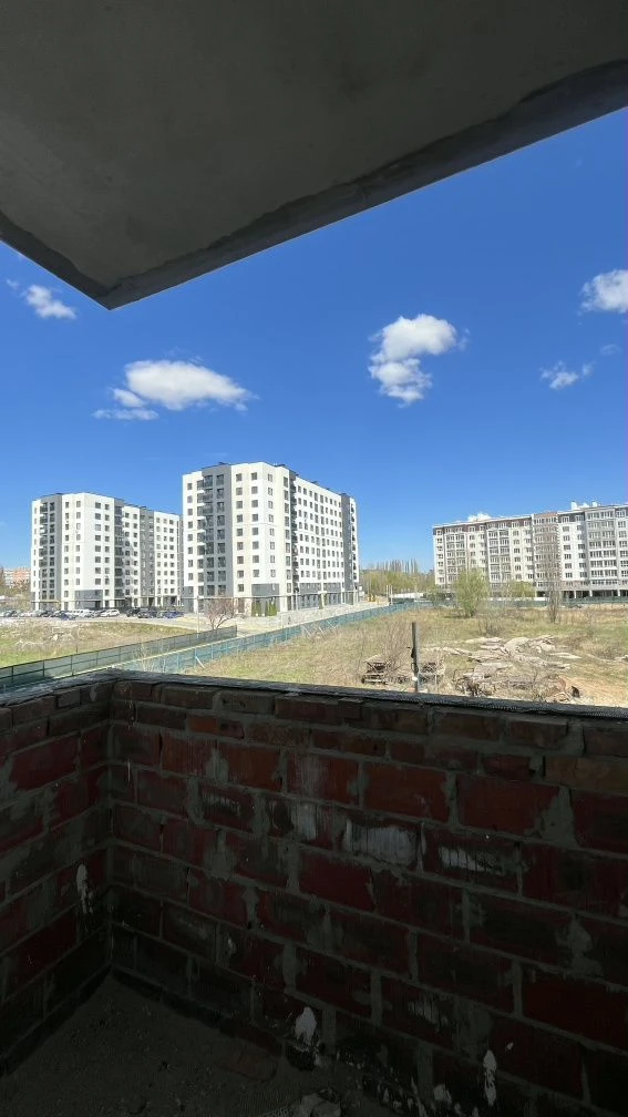 Продається простора 3-кімнатна квартира 74 м2 в сучасному мікрорайоні!