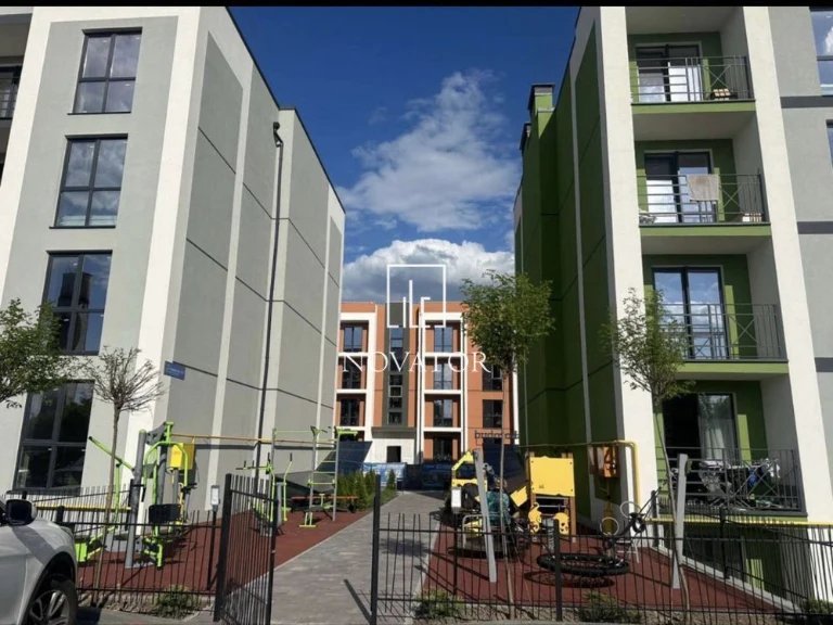 Real 3-bedroom apartment! GAS HEATING! Balcony! Excellent offer