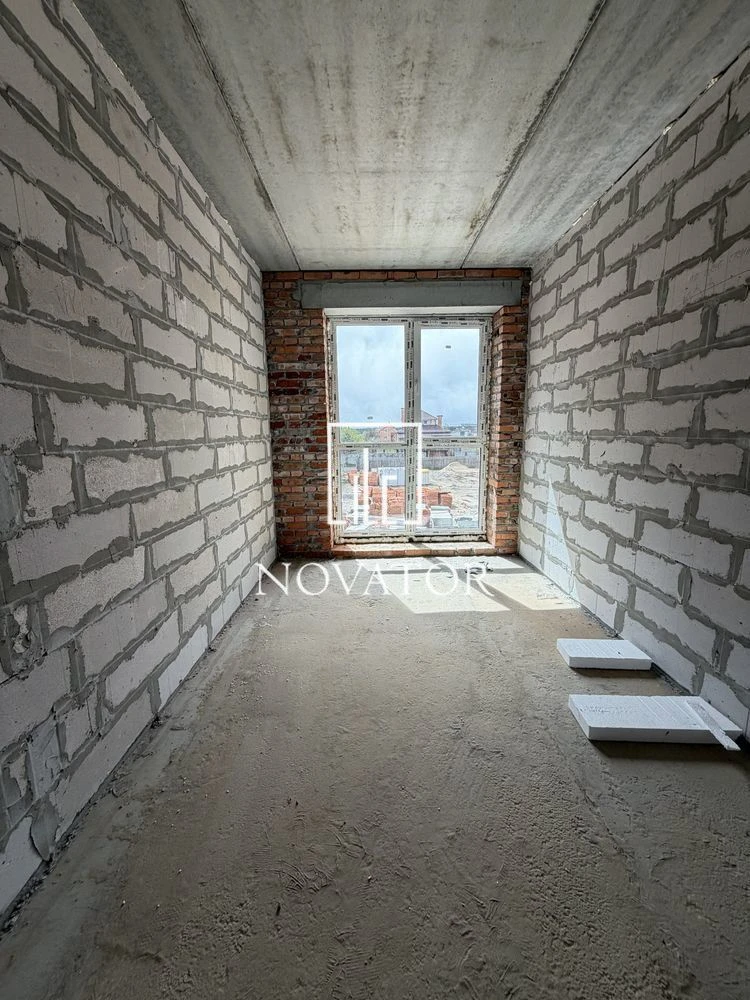 Real 3-bedroom apartment! GAS HEATING! Balcony! Excellent offer