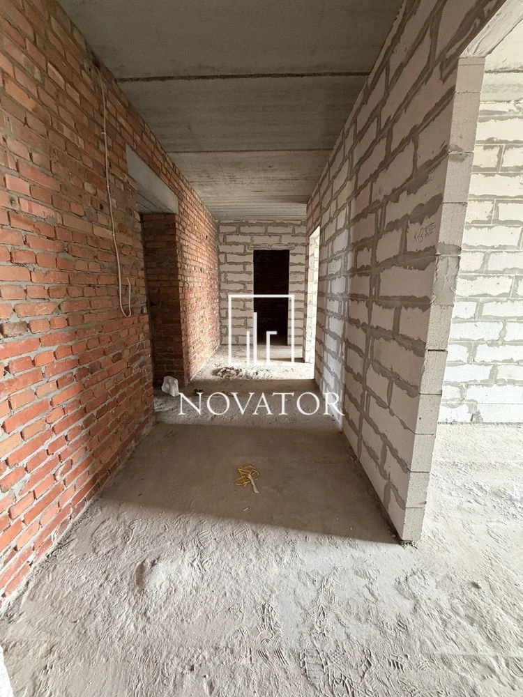 Real 3-bedroom apartment! GAS HEATING! Balcony! Excellent offer