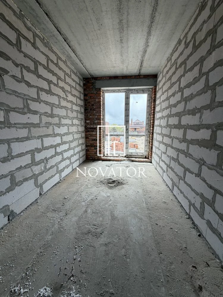 Real 3-bedroom apartment! GAS HEATING! Balcony! Excellent offer