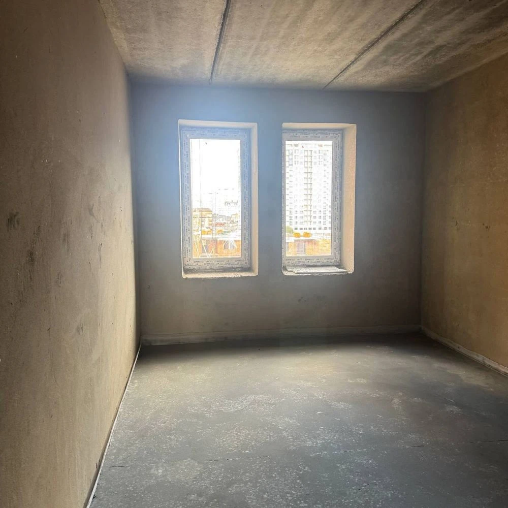 Sale of a 3-room apartment! Great price! 75 sq m! New building!