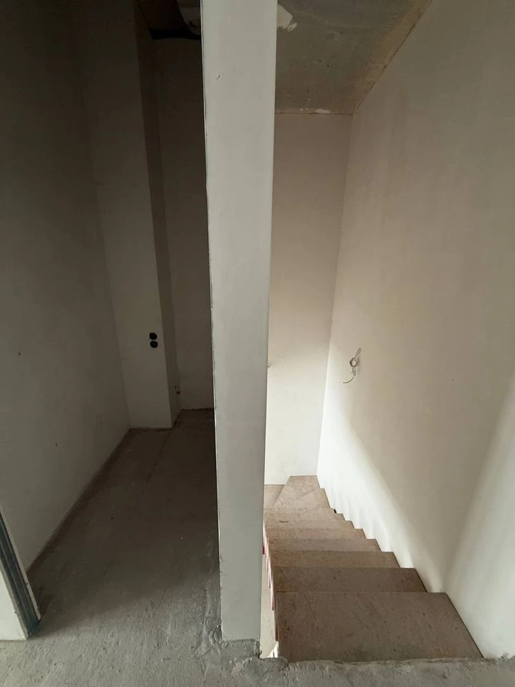 For Sale Penthouse 84sqm in Business Class, Bucha.