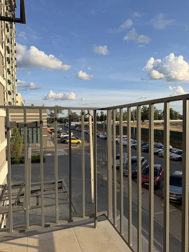 Sale of a 2-room apartment in the Grand Bourge business class residential complex
