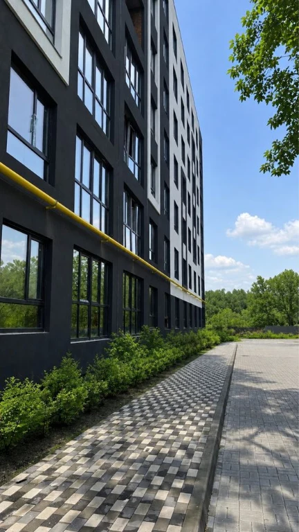 PRICE BELOW MARKET VALUE! Selling a studio apartment