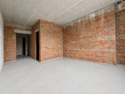 PRICE BELOW MARKET VALUE! Selling a studio apartment