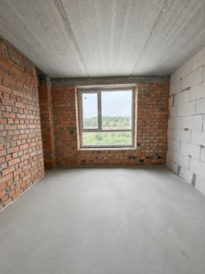 PRICE BELOW MARKET VALUE! Selling a studio apartment