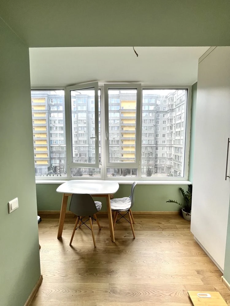 New modern two-bedroom apartment with renovation in Bucha. Urgent sale