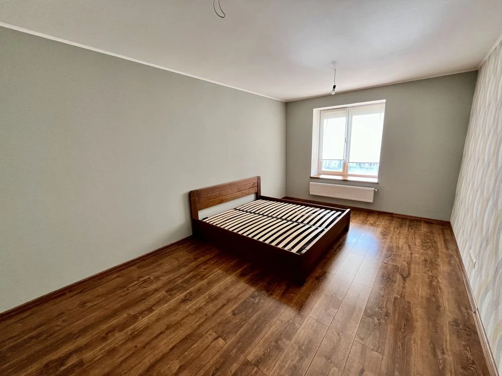 New modern two-bedroom apartment with renovation in Bucha. Urgent sale
