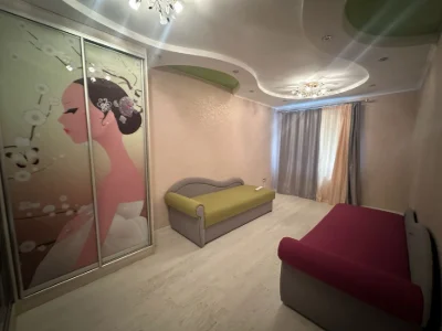 Продається простора 3-кімнатна квартира 95м2