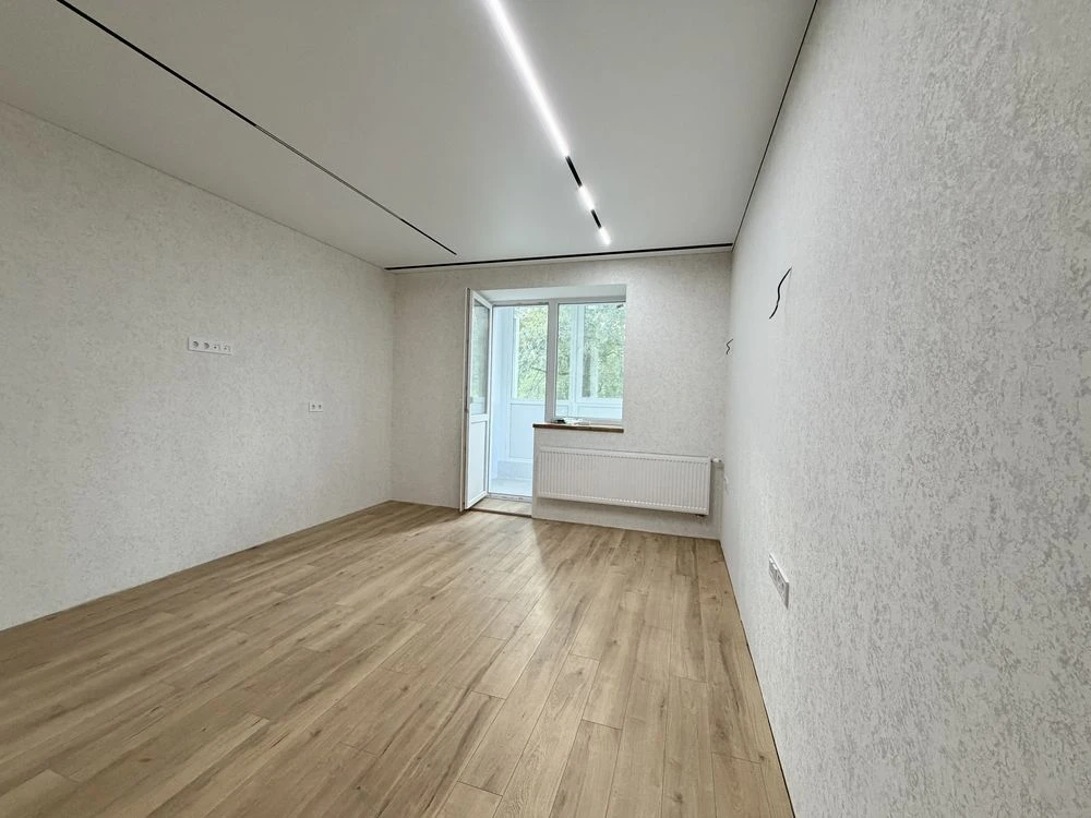 Two-bedroom apartment with high-quality renovation and an incredible view