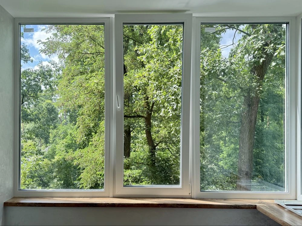 Two-bedroom apartment with high-quality renovation and an incredible view
