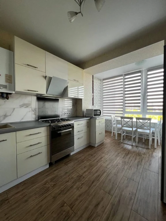 1-bedroom apartment with renovation in ЖК Міленіум Стейт. Gas heating.
