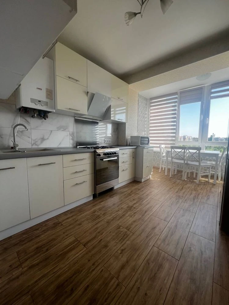 1-bedroom apartment with renovation in ЖК Міленіум Стейт. Gas heating.