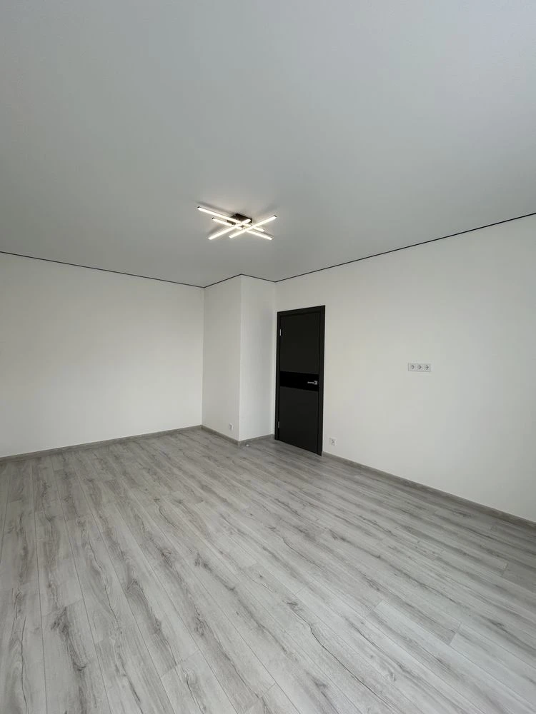 Urgent Sale! 1-Bedroom Apartment! Individual Gas