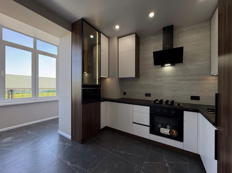 GREAT OFFER !! Selling 1-bedroom apartment with new renovation