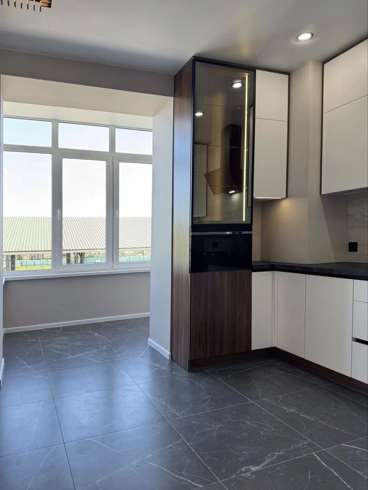 GREAT OFFER !! Selling 1-bedroom apartment with new renovation