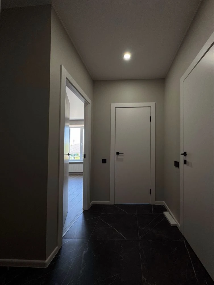 GREAT OFFER !! Selling 1-bedroom apartment with new renovation