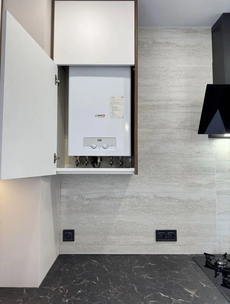 GREAT OFFER !! Selling 1-bedroom apartment with new renovation