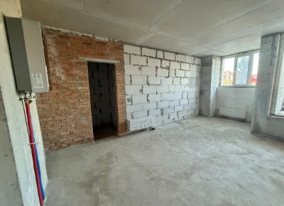 REAL PRICE! Selling 1-room apartment near Buchansky Park